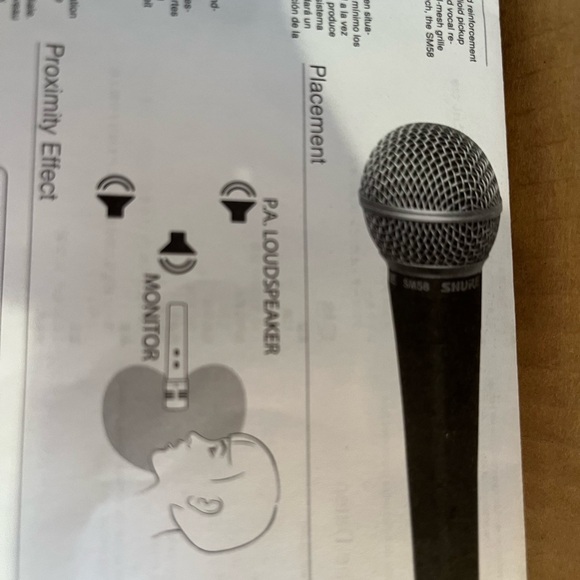 Shure SM58 Silver and Black Microphone - Picture 2 of 5